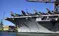 der Flugzeugträger USS Kitty Hawk